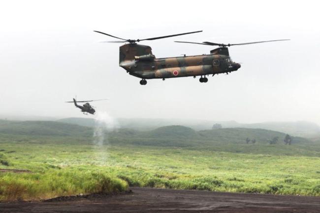 日本发现疑似坠海直升机乘员遗体 驻韩美军战机急降附近机场