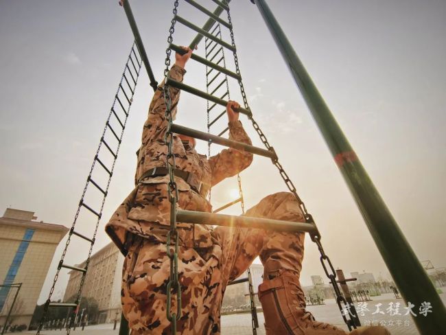 钢与火碰撞｜来一场火热的冲刺