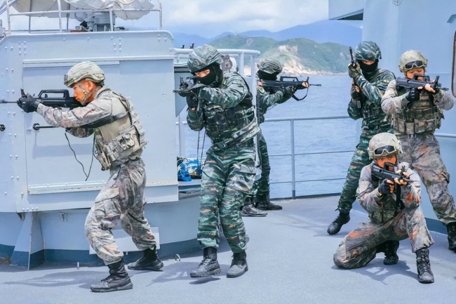 中国武警迷彩服・戦闘服セット Amazon | 中国人民解放軍海軍陸戦隊海洋迷彩戦闘服超フル装備