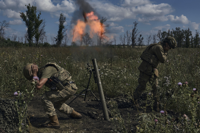 美媒分析：乌军反攻为何至今未见突破