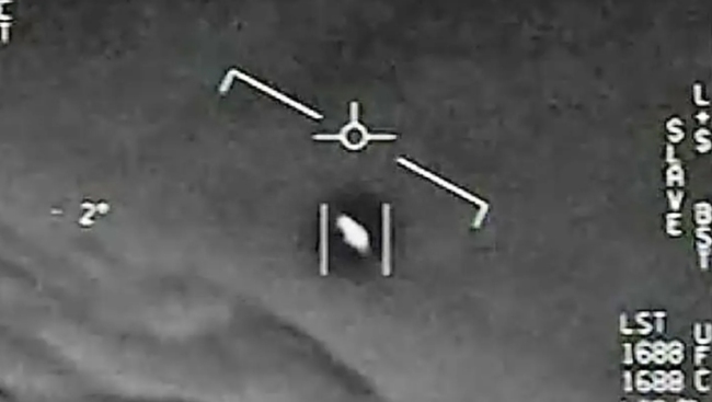 美媒：美国国防部推出新网站，发布UFO解密照片、视频和报告