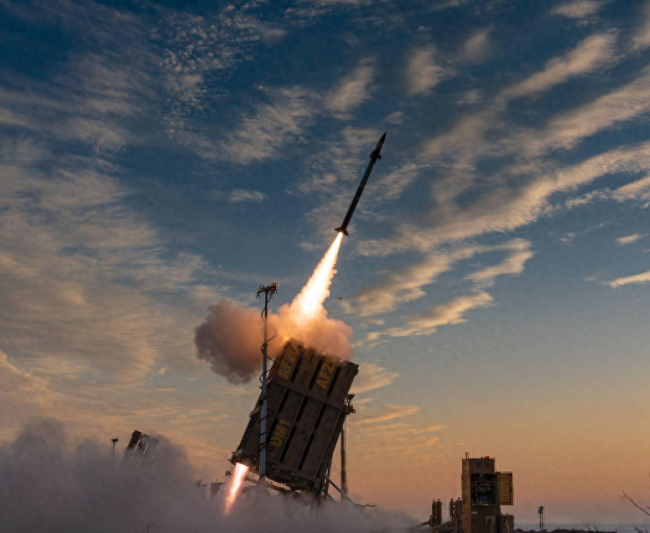 以色列北部响起警报 系"铁穹"系统拦截本国故障无人机