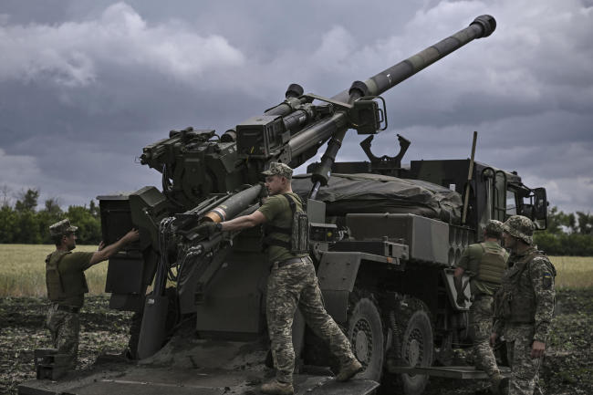 法国今年将向乌克兰提供78门“凯撒”火炮和8万发炮弹