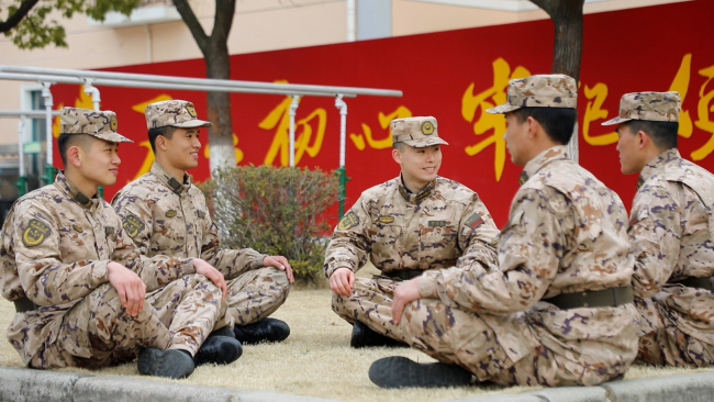 传承雷锋精神 争当雷锋传东谈主