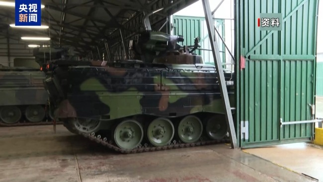 德国准备大规模促进军事收购，并计划发展“欧