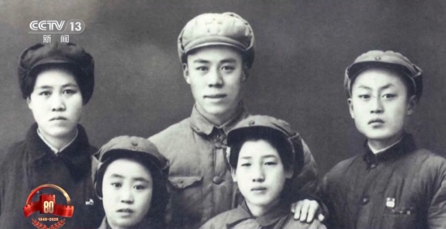 一身勋章，满是荣光！90多岁抗战老兵亲历阅兵仪式
