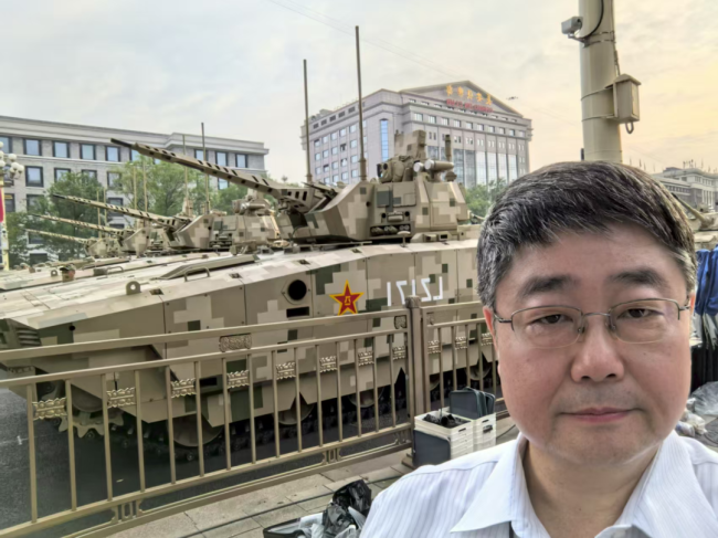 台军前海军舰长吕礼诗出席九三阅兵后感叹：这盛世，如他们所愿！