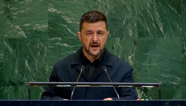 Zelensky一直在移动，特朗普突然转过身，他是什么