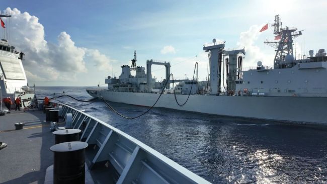 海军唐山舰、大庆舰、太湖舰奔赴亚丁湾