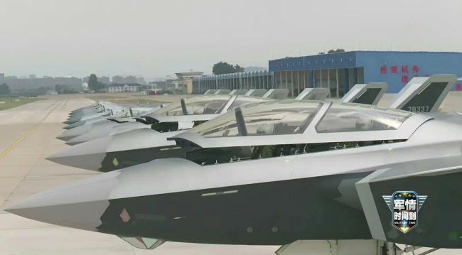 首次公开!歼-20弹射救生画面曝光!