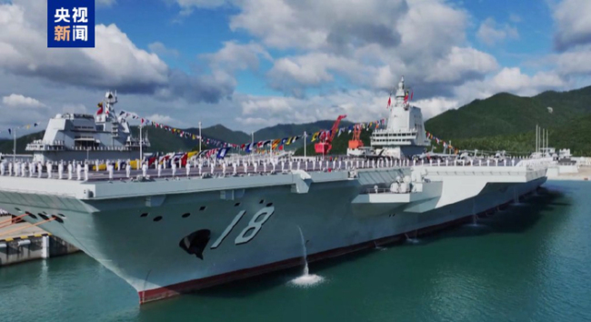 山东舰“围观”福建舰入列说明什么 开启电磁弹射新时代