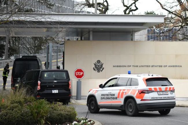 特朗普会晤泽连斯基前后均与普京通话？接下来是三方会还是四方会？