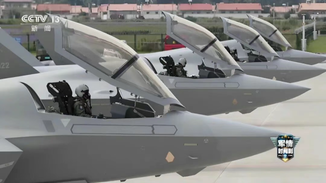 中国歼-35开启爆兵模式!加速生产的新歼-35有哪些惊喜