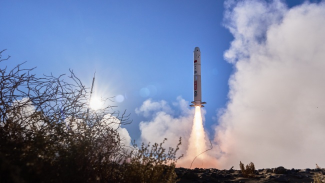 力鸿一号遥一飞行器亚轨道飞行试验任务取得圆满成功,返回式载荷舱顺利着陆