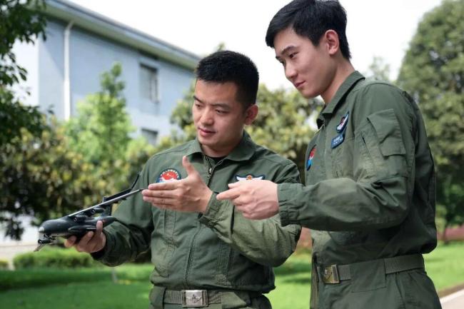 运-20机长陈思麒，有了新身份