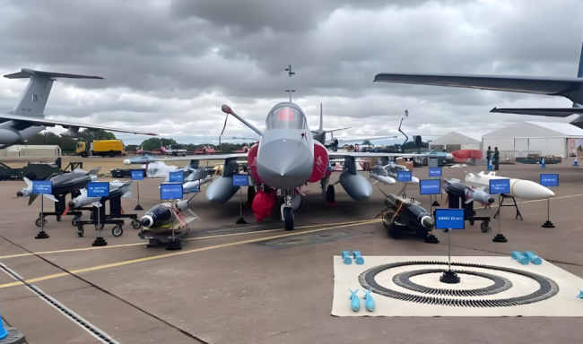 沙特计划购买“枭龙”战斗机，最终能达成协议吗？