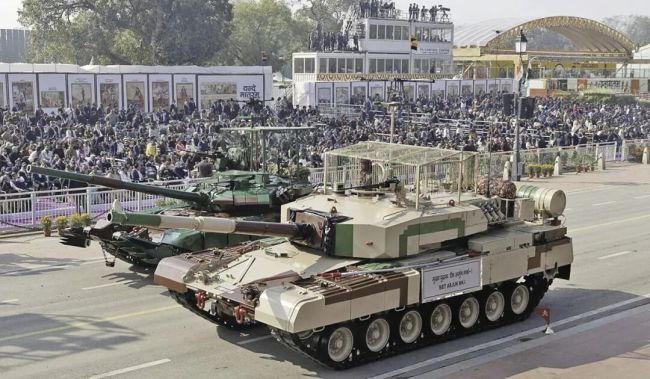 印度国产“远程反舰导弹”首次公开亮相