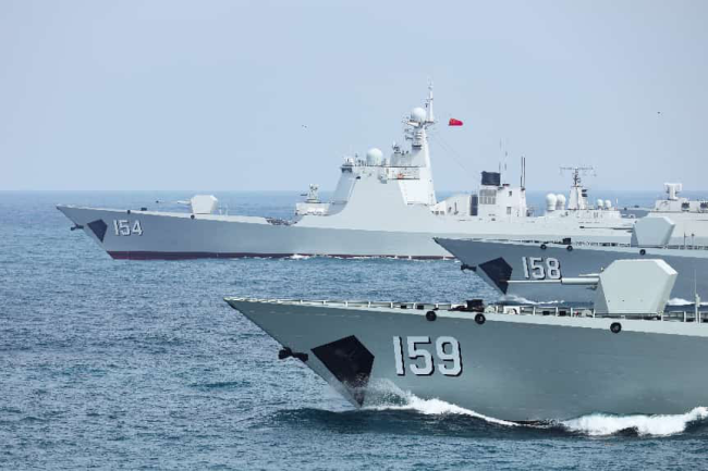 填满15X号段！日喀则舰官宣，052C、052D和055首次东海同框