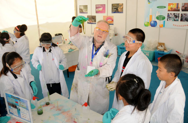 外国人看中国｜“洋博士”戴伟和中国发生了奇妙的“化学反应”