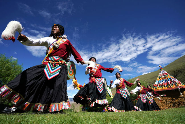 数说宝“藏”丨欢乐！西藏近10万文艺大军活跃在藏乡各地