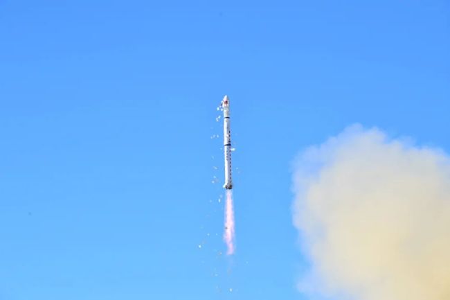 中国成功发射遥感三十一号02组卫星，卫星进入预定轨道