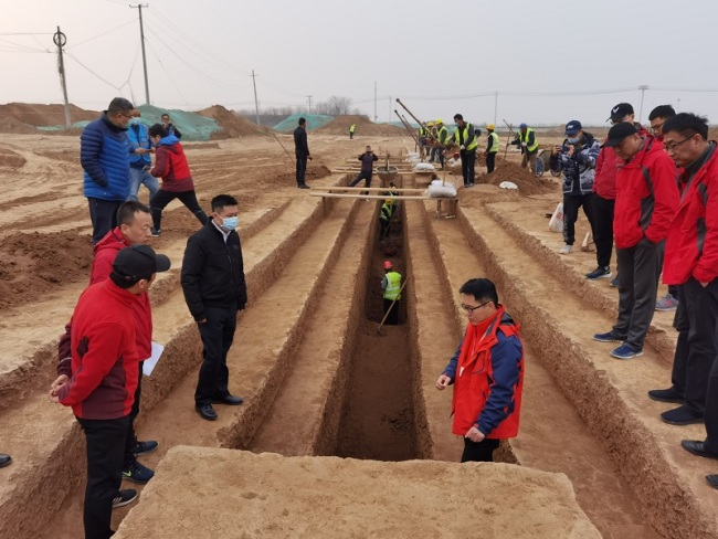 西安机场扩建“秒变”考古现场 发现古墓3500座