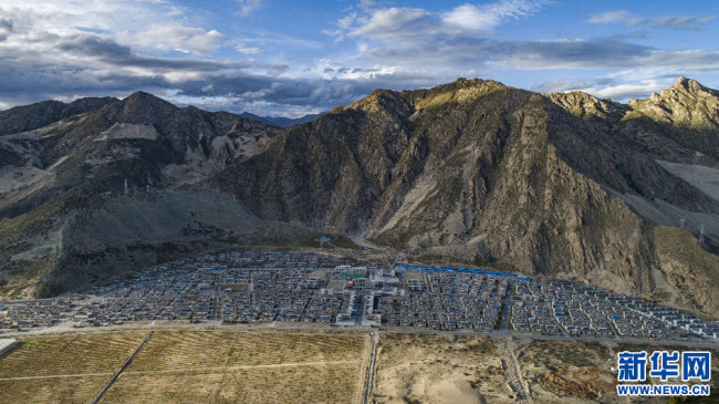从制度的新生到发展的跨越——写在西藏百万农奴解放62周年之际