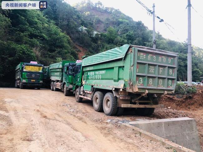 象群继续北迁！昆明做好安全准备迎接15头亚洲象