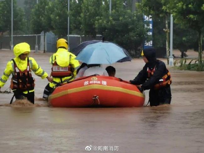 救援力量｜河南现极端罕见强降雨 火焰蓝紧急救援