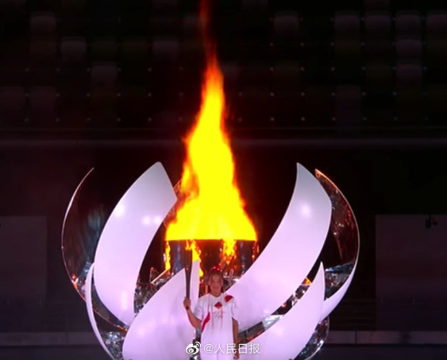 东京奥运圣火点燃了 期待中国奥运军团再创辉煌！