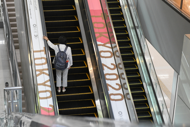日本首次 埼玉县将禁止行人在电扶梯上走动