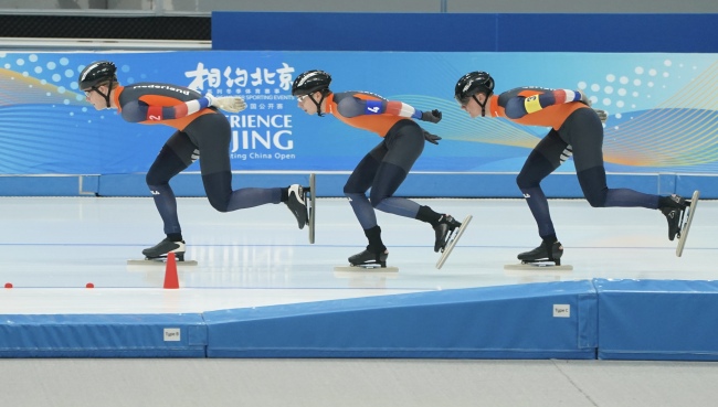 首场冬奥测试赛通过“测试” “相约北京”速度滑冰中国公开赛落幕