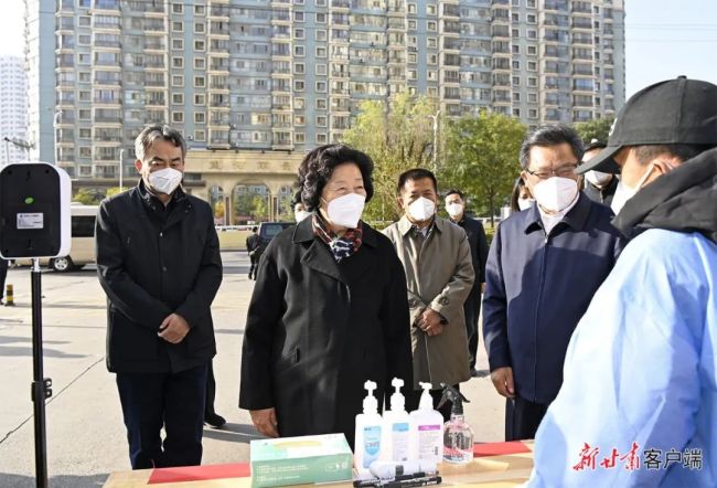 孙春兰在兰州调研指导疫情防控工作(2)