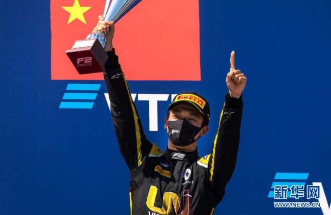 周冠宇加盟阿尔法罗密欧车队 成中国首位F1车手