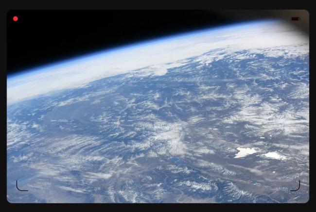震撼！王亚平太空第一视角带你看地球