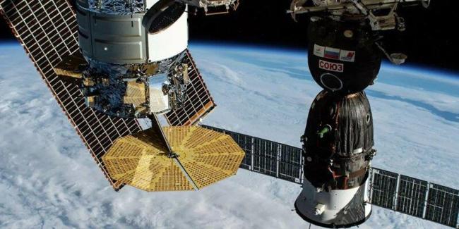好险！国际空间站为躲垃圾急变轨 太空怎么搞卫生