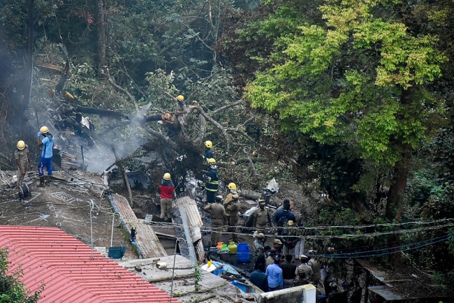 印度国防参谋长等13人在坠机事故中身亡