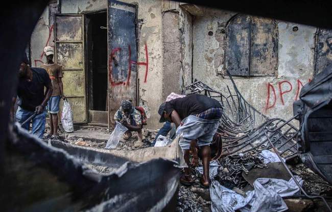 海地油罐车爆炸事故已致60人死亡 全国哀悼3天