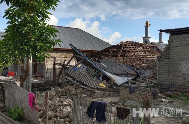 印尼海域发生7.4级地震 至少230栋房屋受损