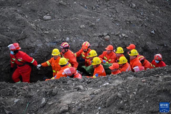 山西孝义煤矿透水事故最新进展：20人获救 2人遇难