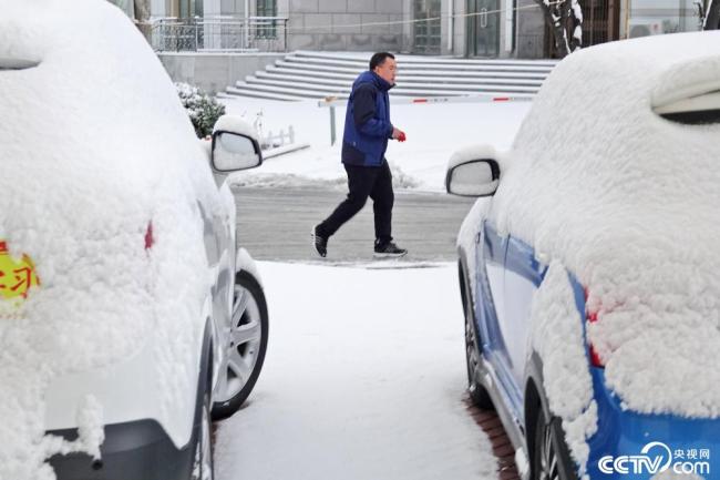 山东烟台迎来今冬首场降雪