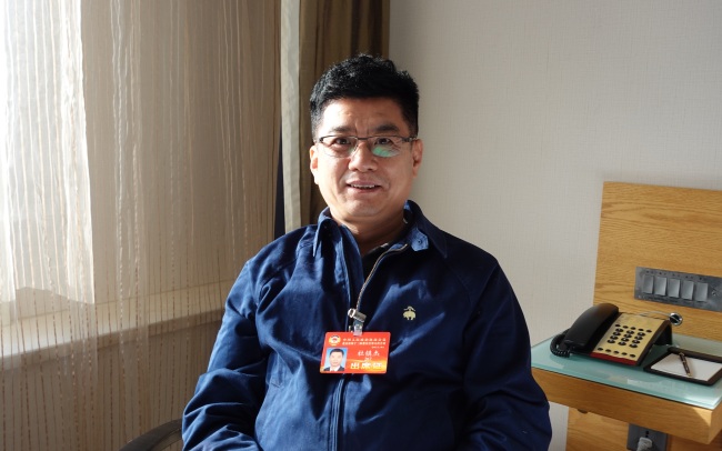 杜镇杰谈“艺人翻车”：道德要有底线，不能“多元”