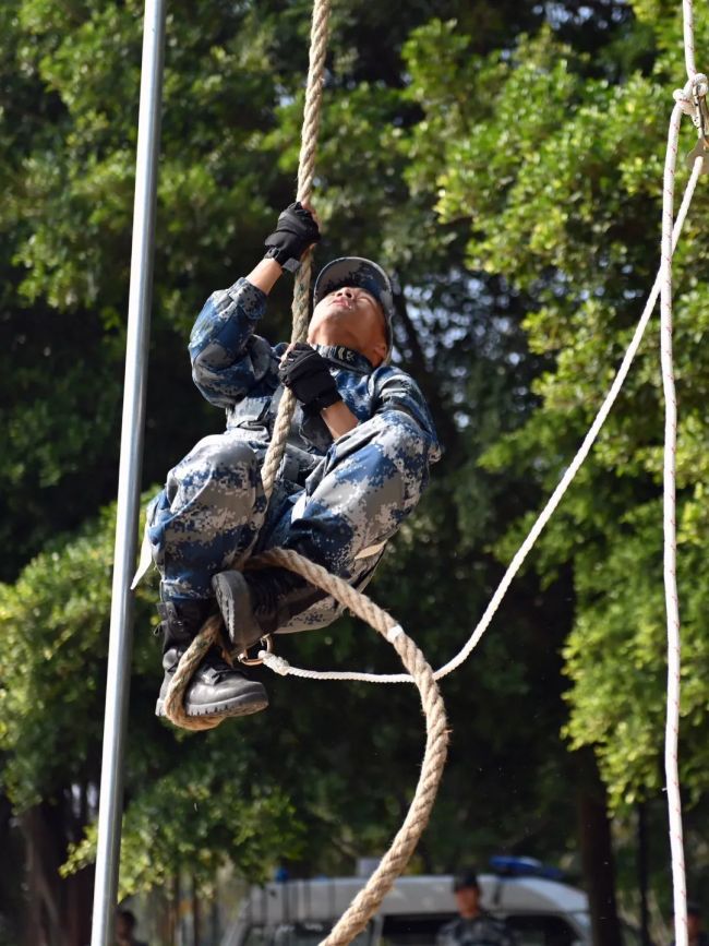 南部战区部队热血开训！