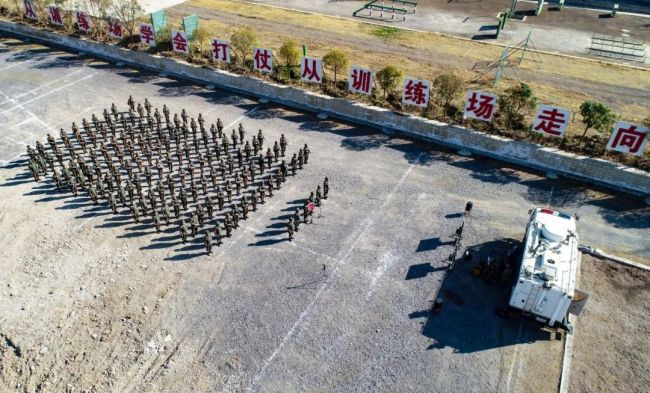 南部战区部队热血开训！