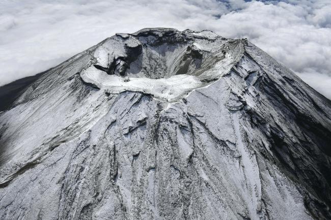 日本富士山噴火口增加近6倍 專家稱隨時有噴發可能