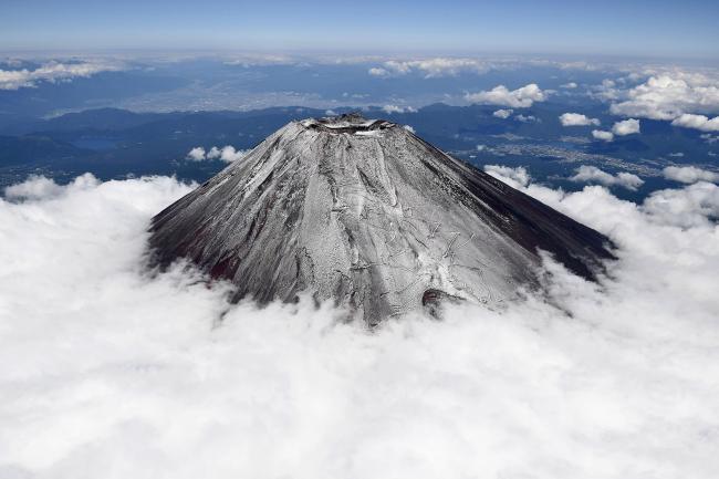 日本富士山噴火口增加近6倍 專家稱隨時有噴發可能