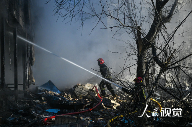 当地时间2022年3月1日，乌克兰基辅电视塔附近发生第二次爆炸。