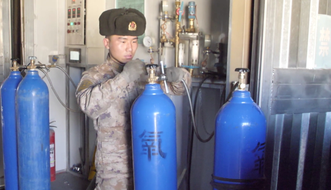 海拔5000多米！高原驻训官兵实现“吸氧自由”