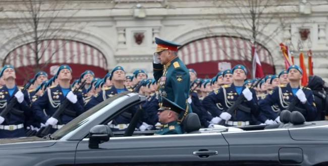 今年莫斯科红场阅兵有特殊安排 33个徒步纵队参演