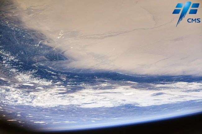官方发布神十三航天员在轨拍摄地球美图